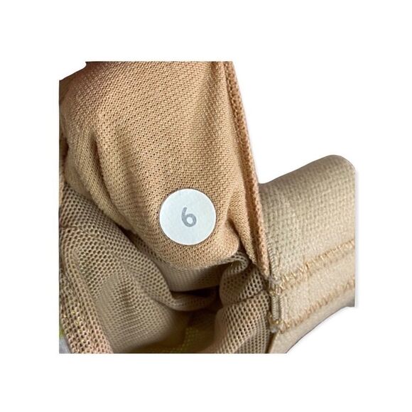 Lululemon Scoop Neck Tank Top Yellow White Stripe - Picture 3 of 4